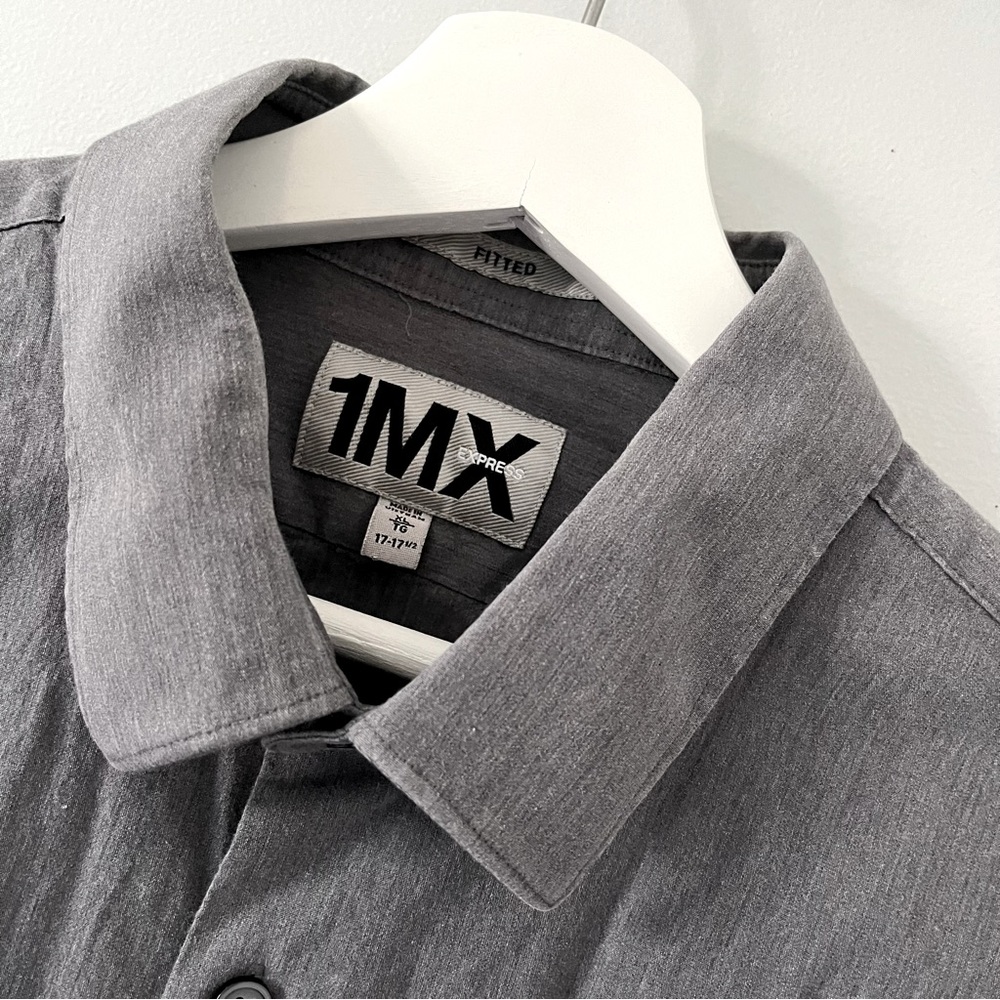 1MX Express Men’s Dress Shirt